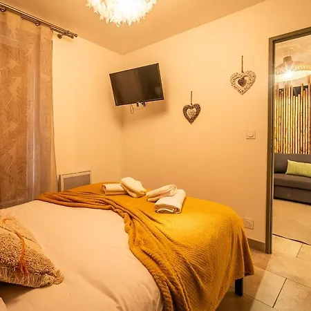 L'eden ~ Poche Gare ~ Centre ~ Parking Lägenhet *